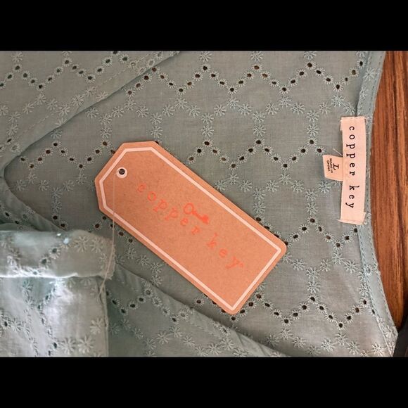 NWT Front Tie Eyelet Button Down Teal Top - Picture 8 of 13